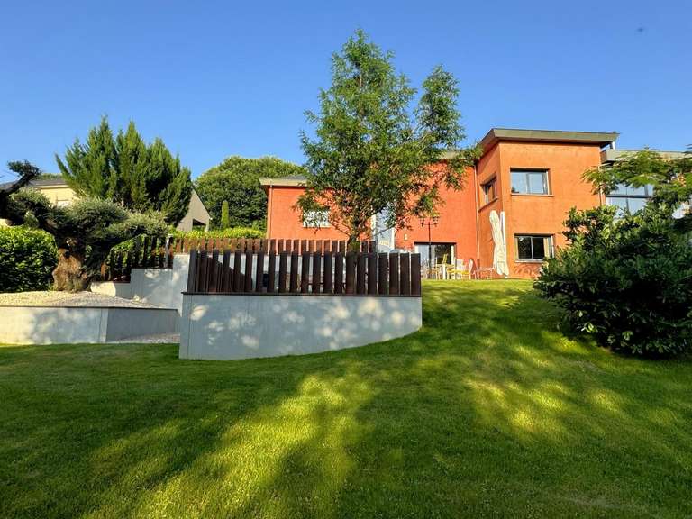 Maison Rieupeyroux - 5 chambres - 321m²