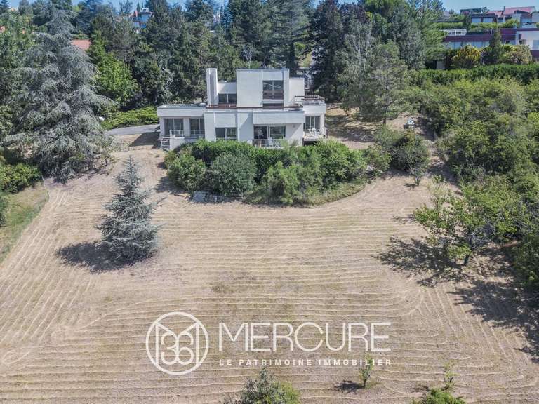 Maison Riom - 4 chambres - 212m²