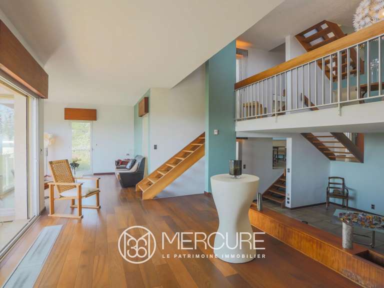 Maison Riom - 4 chambres - 212m²