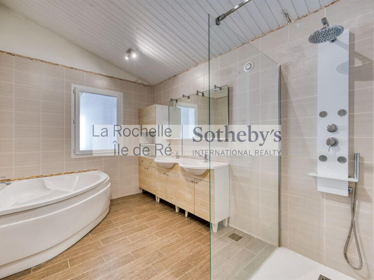 House Rivedoux-Plage - 5 bedrooms - 168m²