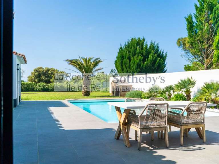 House Rivedoux-Plage - 3 bedrooms - 156m²