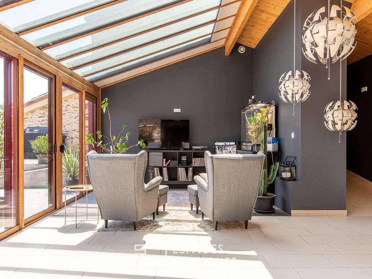 House Rives-de-l'Yon