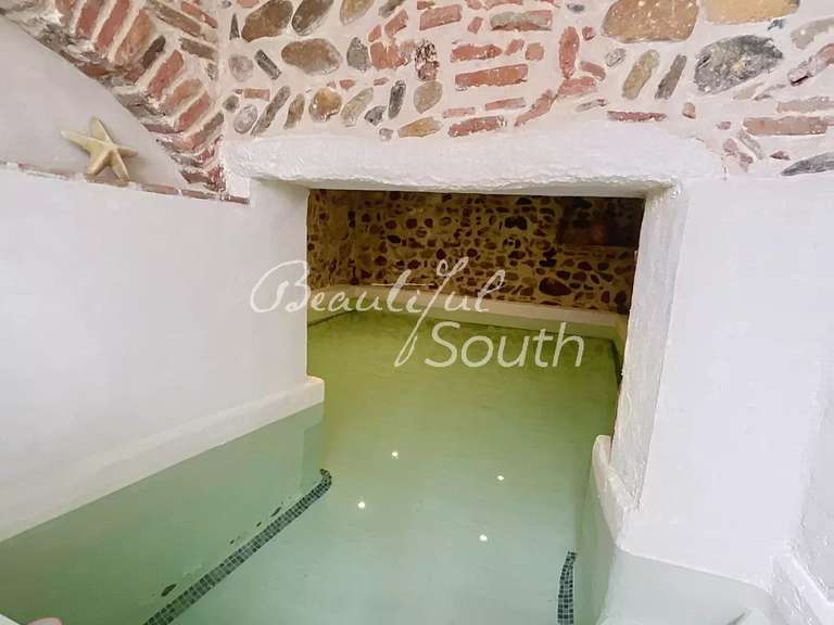 Maison Rivesaltes - 7 chambres - 360m²