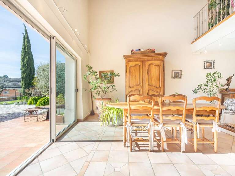 Maison Roaix - 5 chambres - 172m²