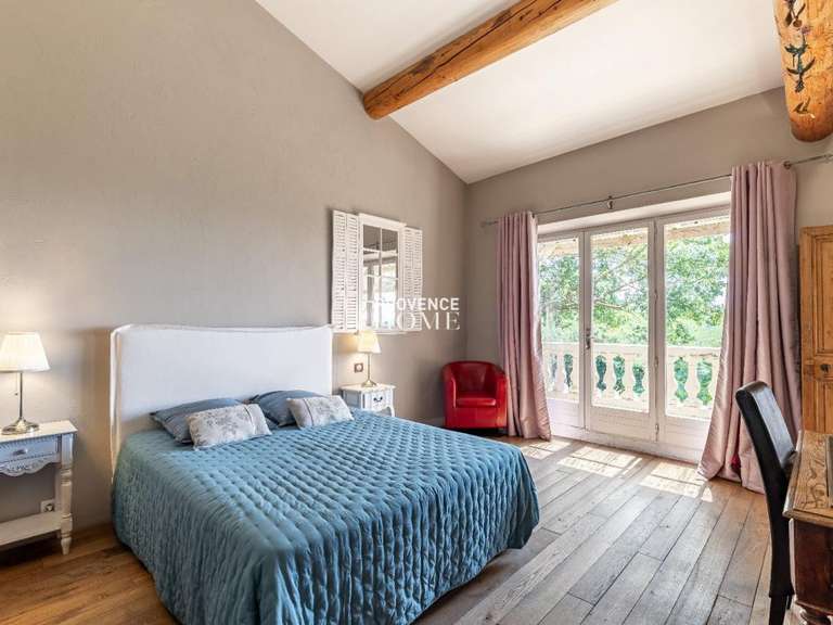 Maison Robion - 6 chambres - 287m²