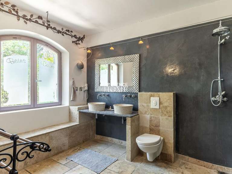 Maison Robion - 6 chambres - 287m²