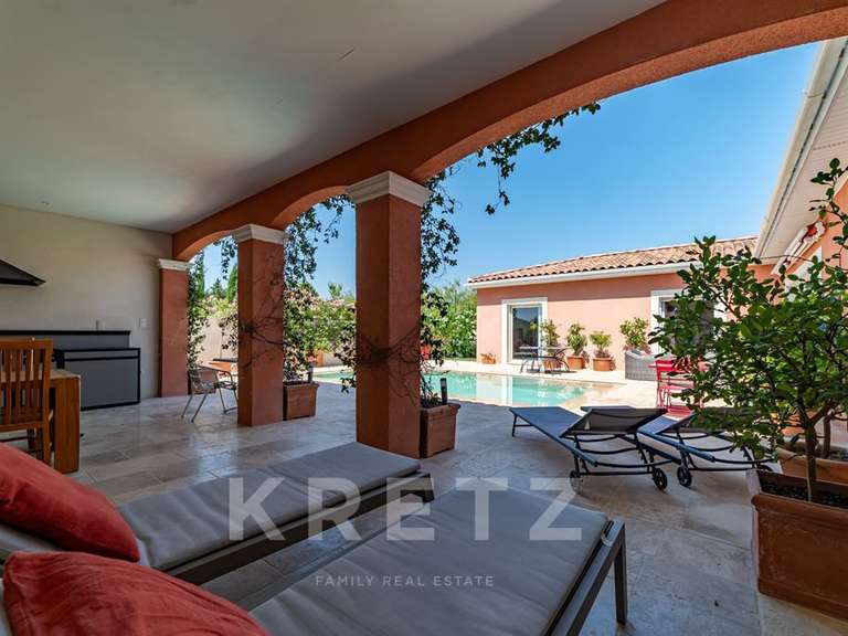 House Robion - 3 bedrooms - 219m²