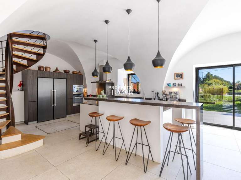 House Robion - 8 bedrooms - 425m²