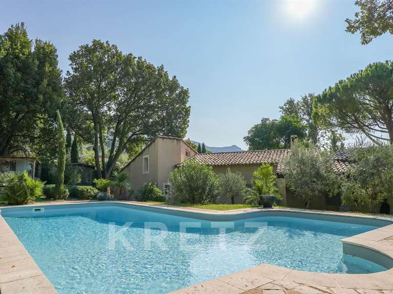 Maison Robion - 3 chambres - 200m²