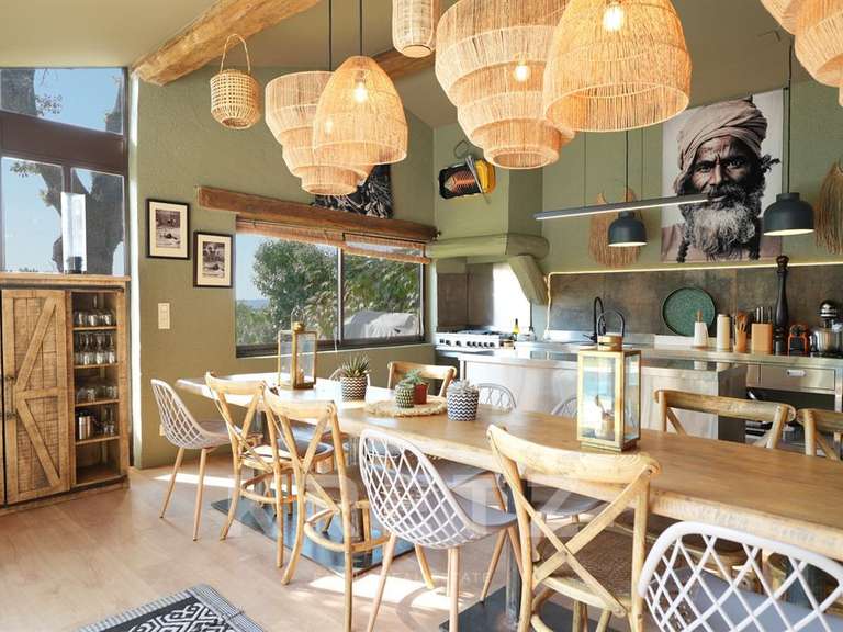 House Robion - 3 bedrooms - 200m²