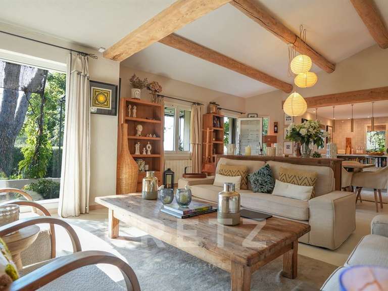 House Robion - 3 bedrooms - 200m²