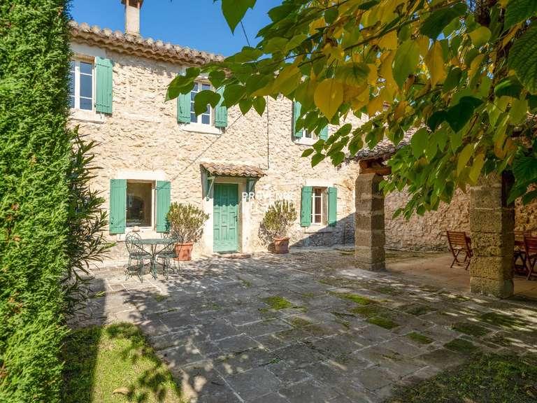 Maison Robion - 6 chambres - 270m²