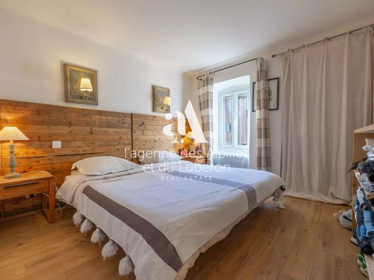 Maison Robion - 3 chambres - 220m²