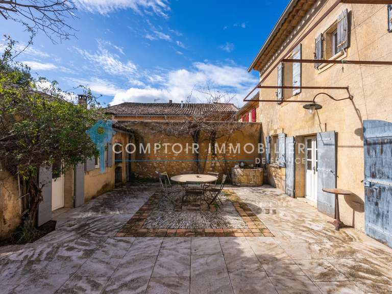 Maison Robion - 4 chambres - 180m²