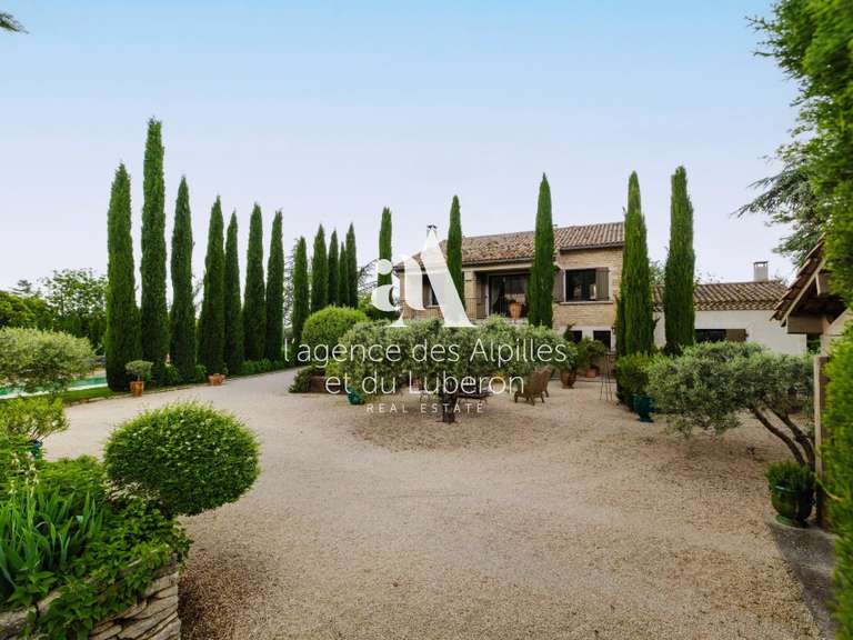 Maison Robion - 4 chambres - 240m²