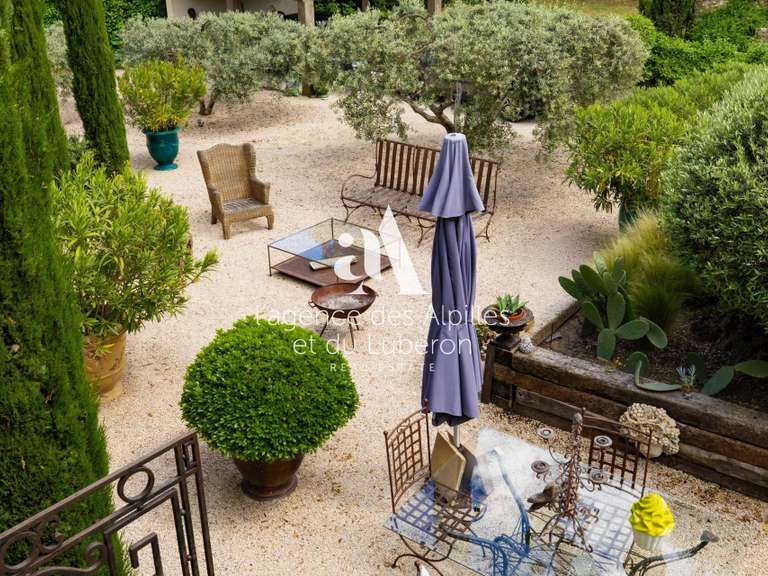 Maison Robion - 4 chambres - 240m²