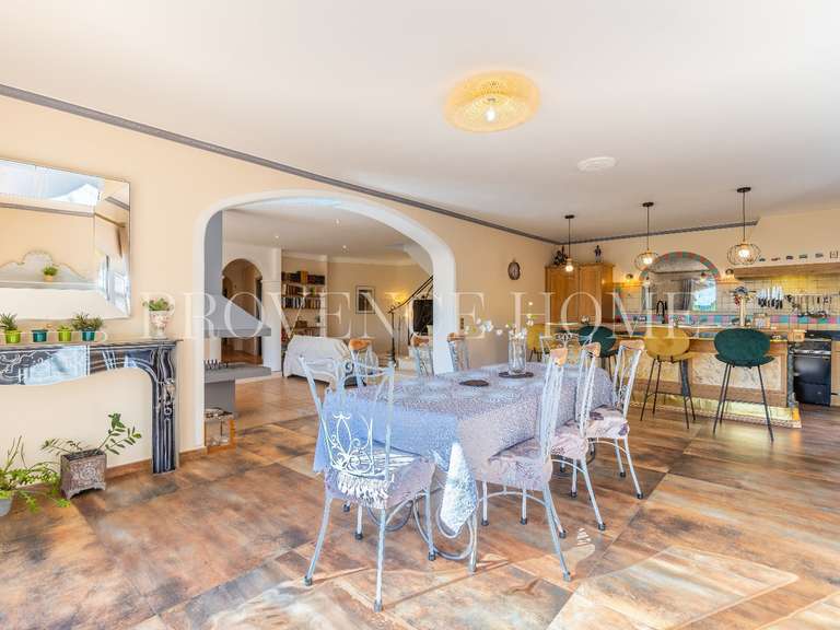 Maison Robion - 6 chambres - 287m²