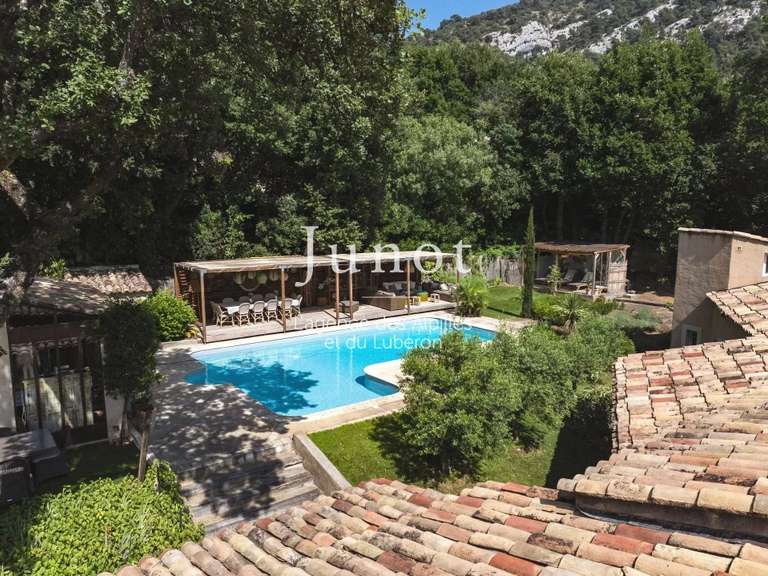 Maison Robion - 4 chambres - 170m²