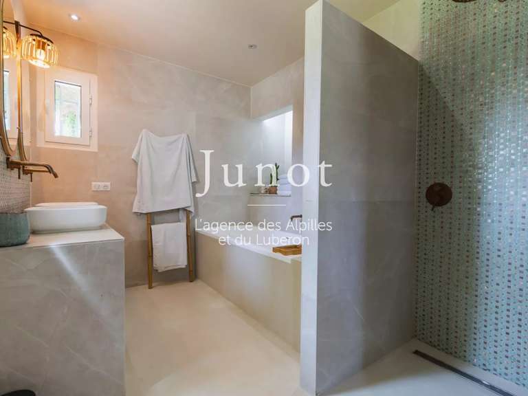 Maison Robion - 4 chambres - 170m²