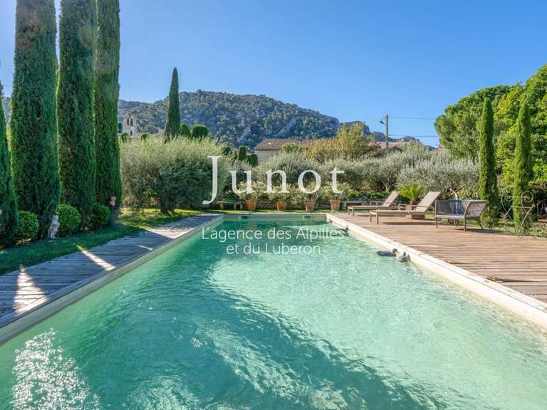 Maison Robion - 4 chambres - 240m²