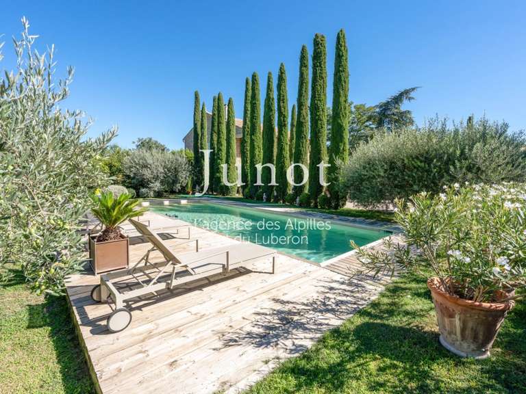Maison Robion - 4 chambres - 240m²