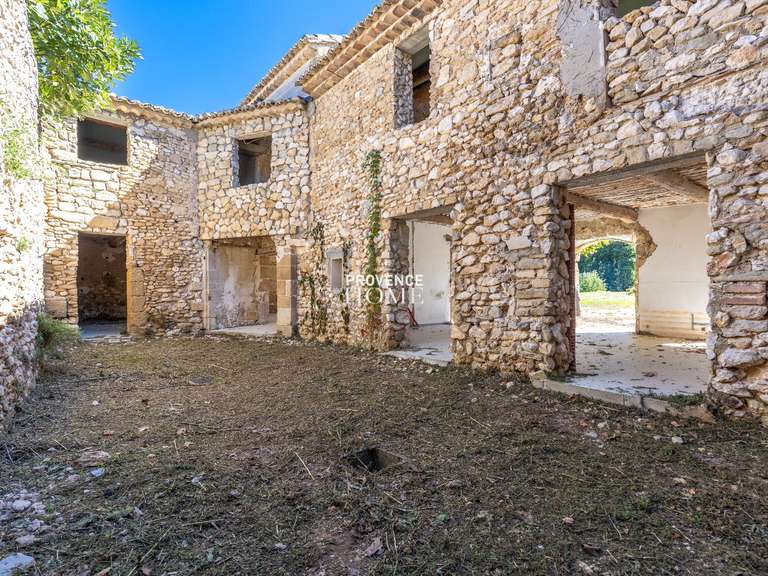 Propriété Robion - 4 chambres - 470m²