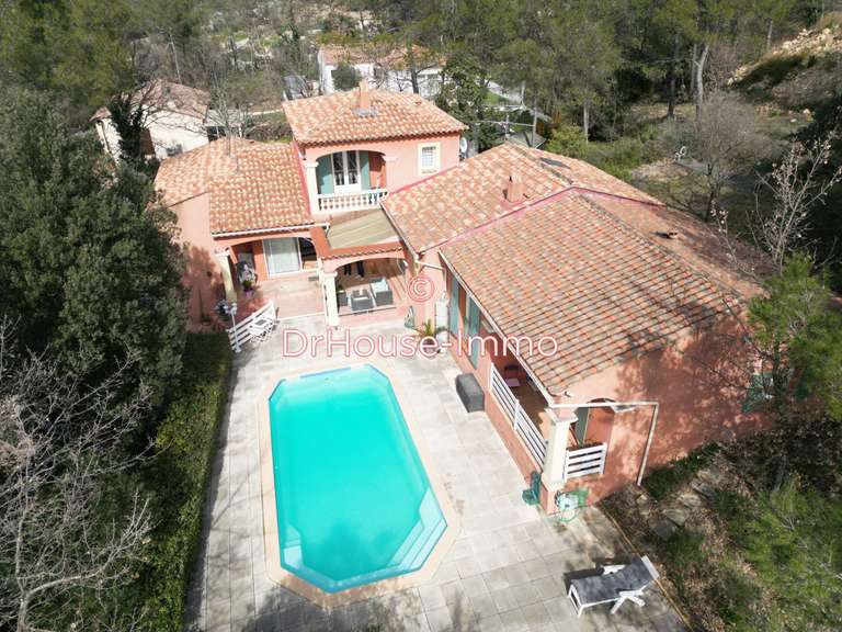 Villa Rocbaron - 6 bedrooms - 220m²