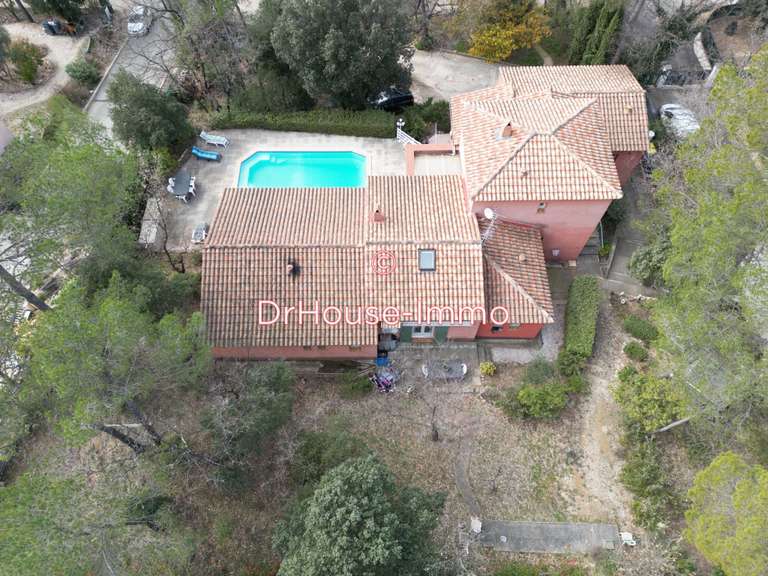 Villa Rocbaron - 6 bedrooms - 220m²