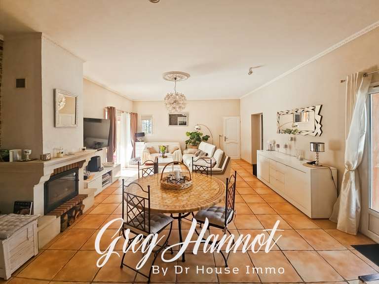Villa Rocbaron - 6 bedrooms - 220m²