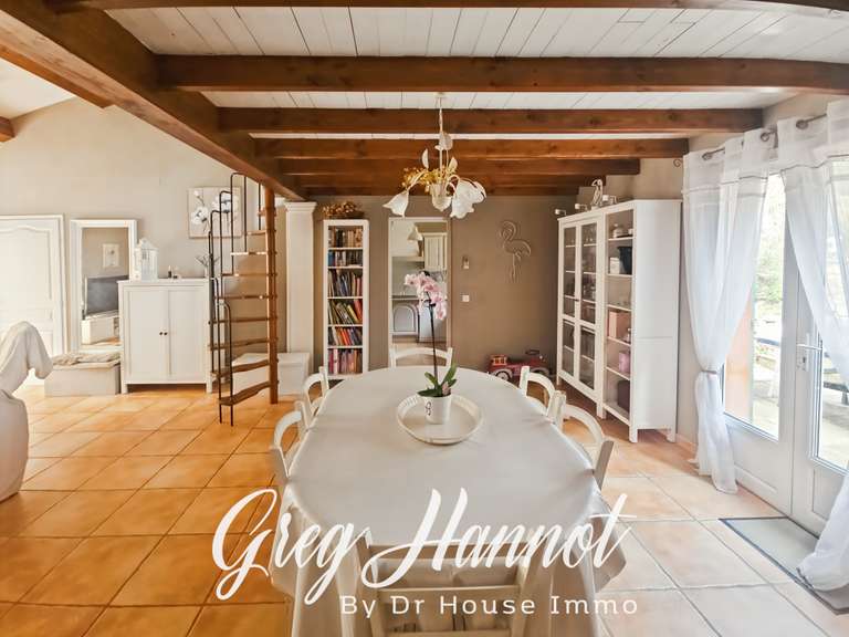 Villa Rocbaron - 6 bedrooms - 220m²