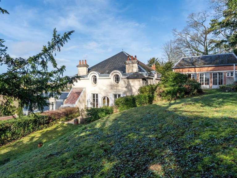 House Rochecorbon - 4 bedrooms - 530m²
