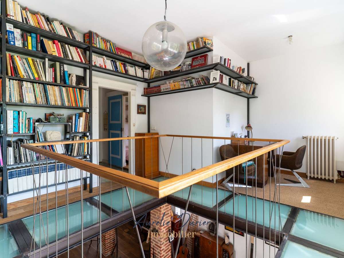 House Rochecorbon