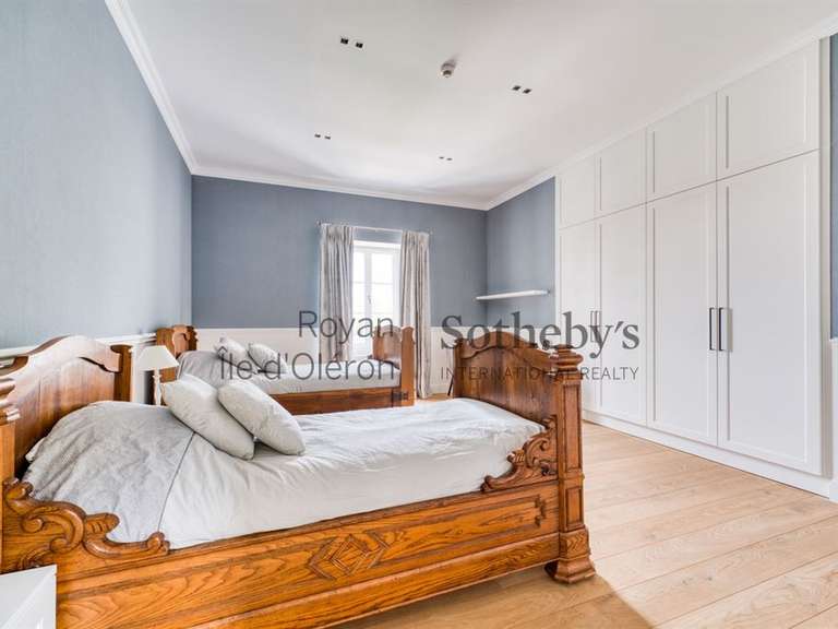 Château Rochefort - 6 chambres - 600m²