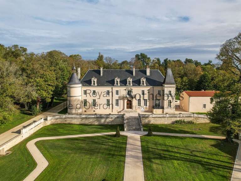 Château Rochefort - 6 chambres - 600m²