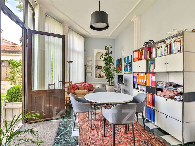 Hôtel particulier Rochefort - 8 chambres - 574m²