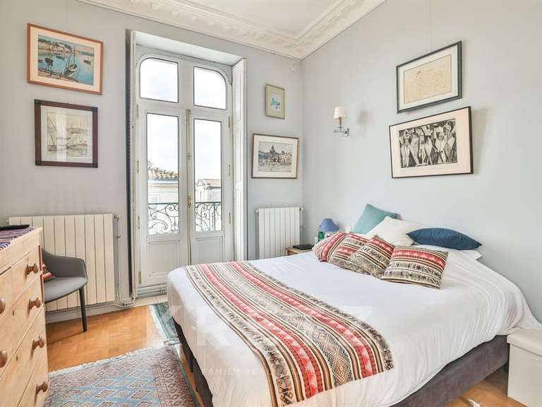 Hôtel particulier Rochefort - 8 chambres - 574m²