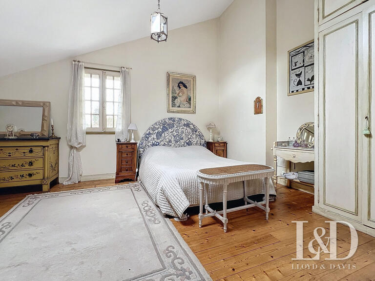 Maison Rochefort - 5 chambres - 270m²
