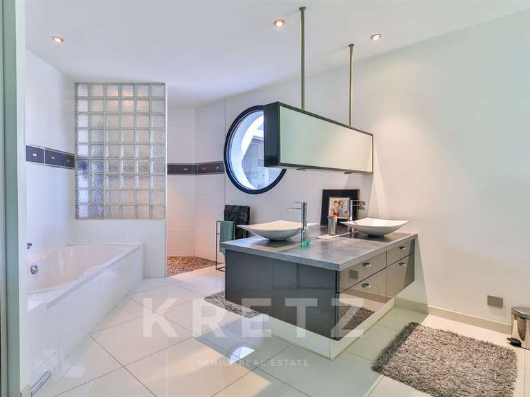 Maison Rochefort - 3 chambres - 300m²