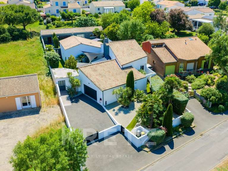 Maison Rochefort - 3 chambres - 300m²