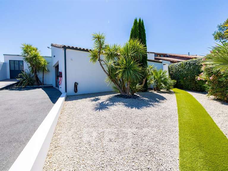 Maison Rochefort - 3 chambres - 300m²