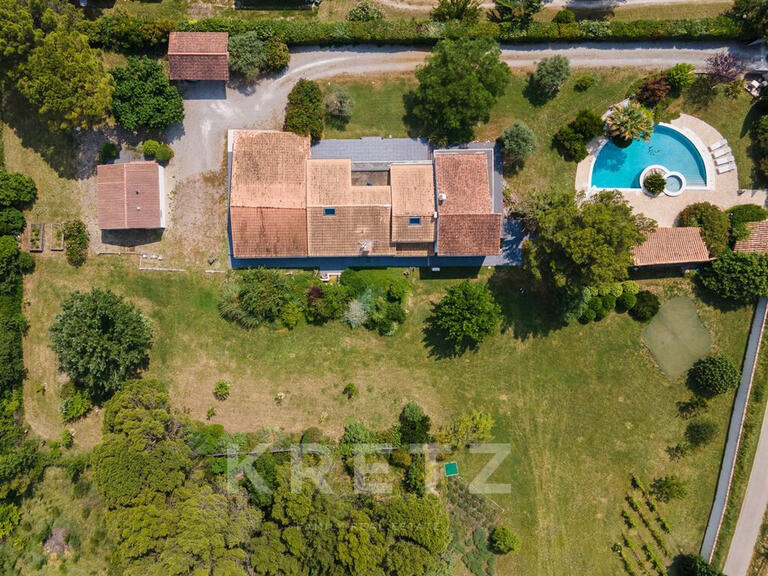 House Rochefort-du-Gard - 6 bedrooms - 396m²