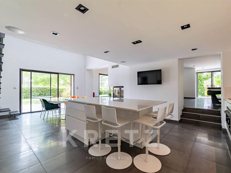 House Rochefort-du-Gard - 6 bedrooms - 396m²