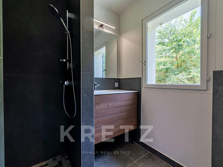 House Rochefort-du-Gard - 6 bedrooms - 396m²