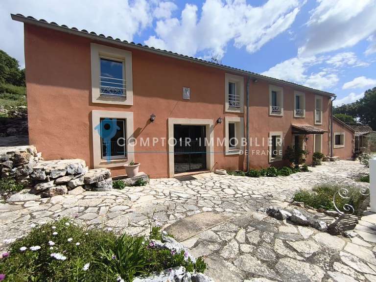 House Rochefort-du-Gard - 5 bedrooms - 260m²
