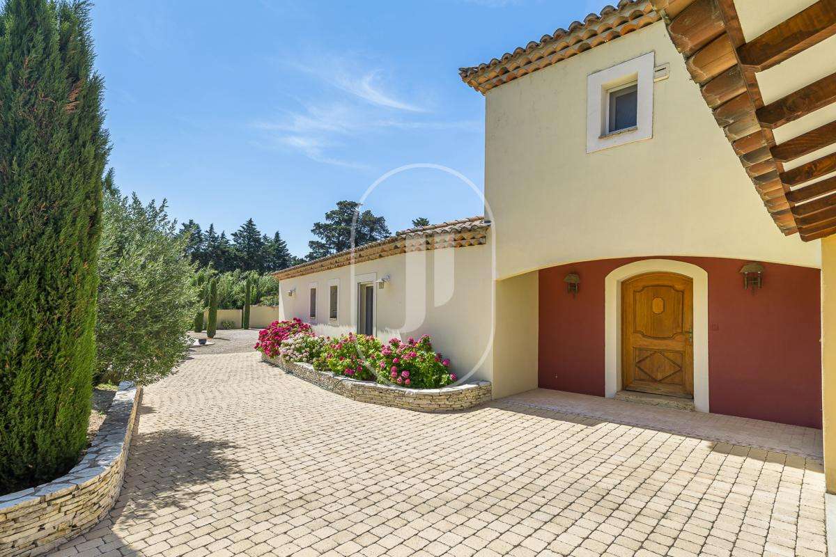 Villa Rochefort-du-Gard