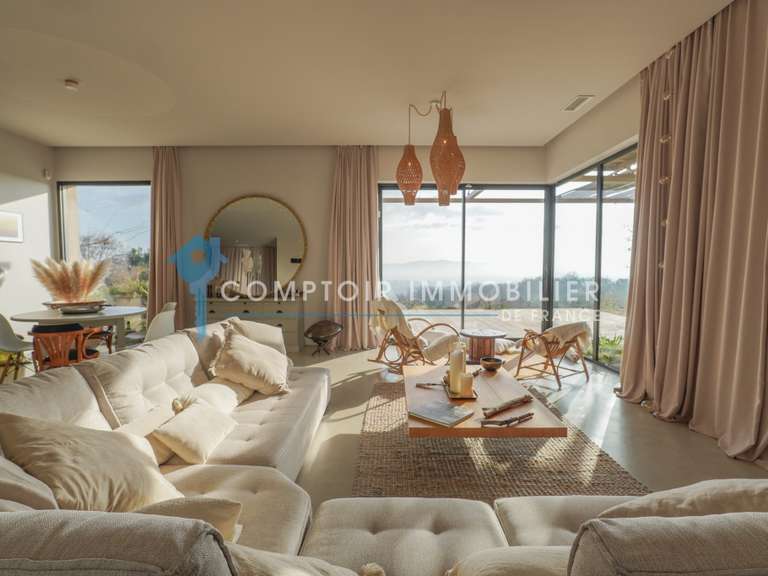 Villa Rochefort-du-Gard - 4 chambres - 185m²