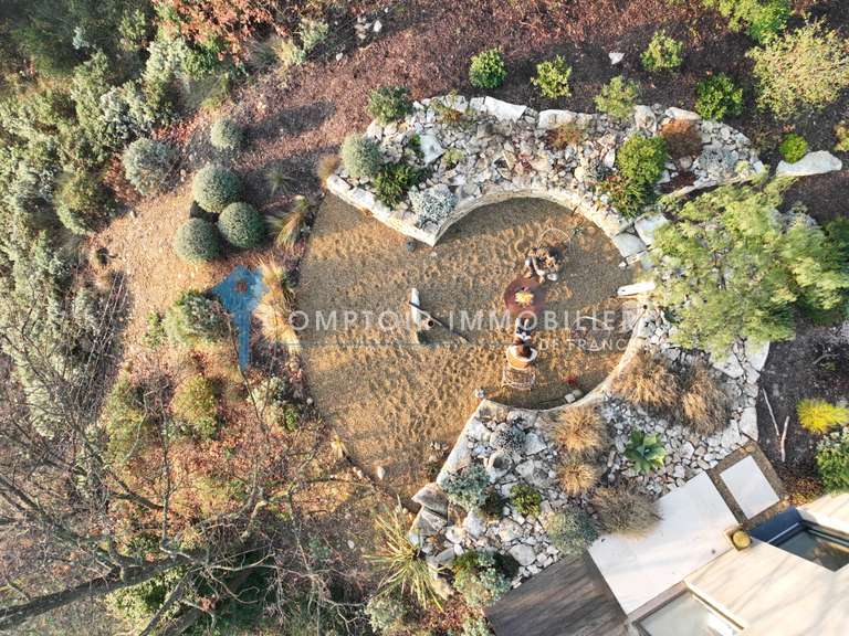 Villa Rochefort-du-Gard - 4 chambres - 185m²