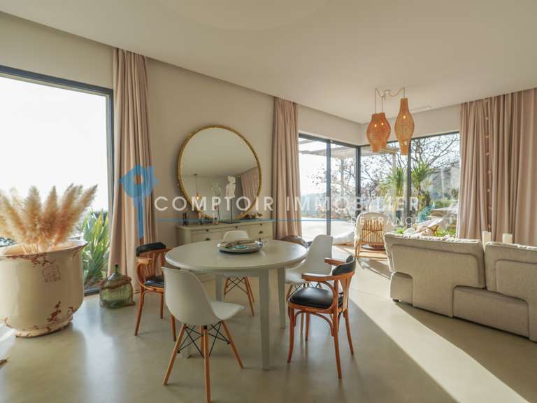 Villa Rochefort-du-Gard - 4 chambres - 185m²