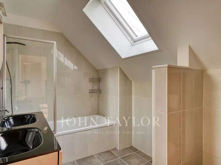 Maison Rochefort-en-Yvelines - 5 chambres - 176m²