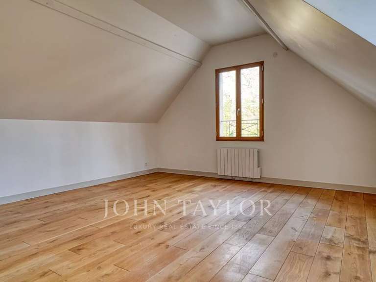Maison Rochefort-en-Yvelines - 5 chambres - 176m²